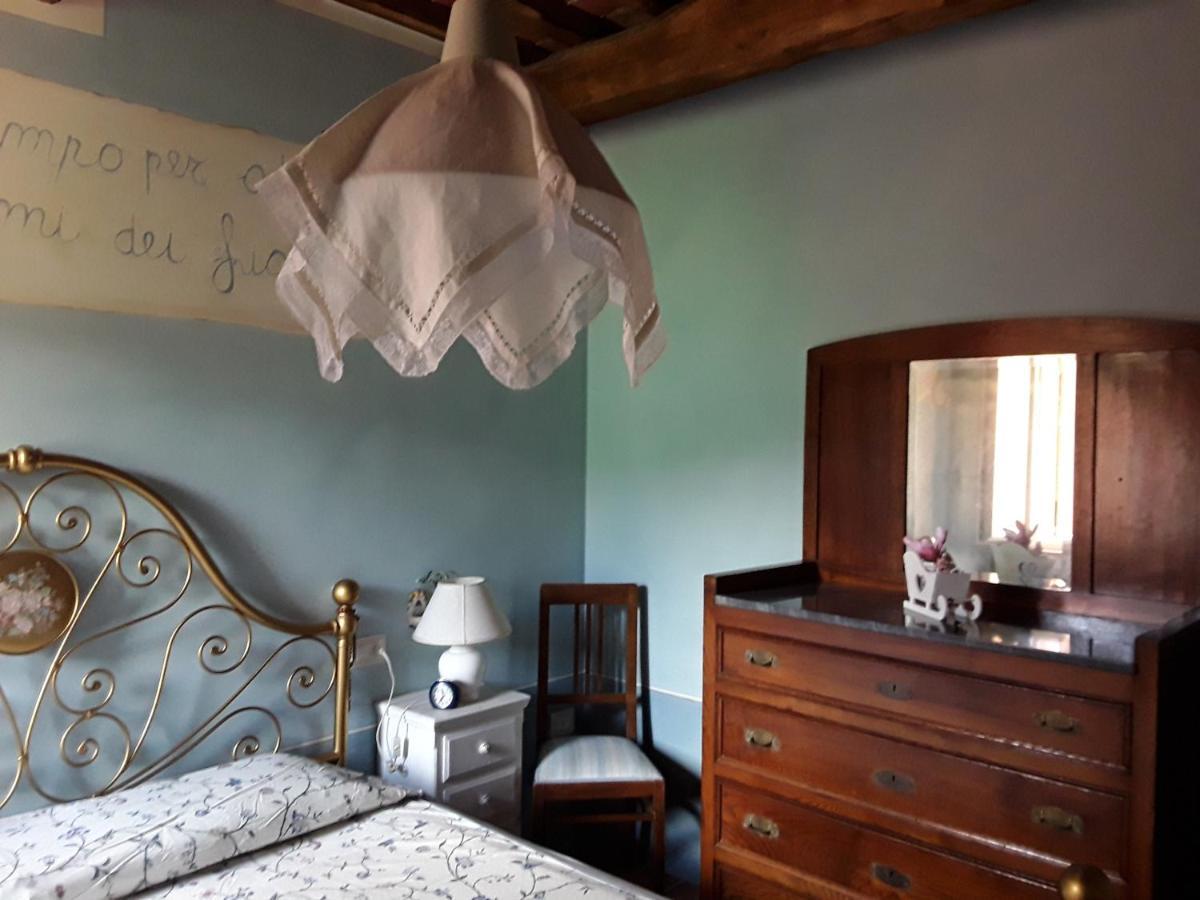 Villa Rossana Sassofortino エクステリア 写真