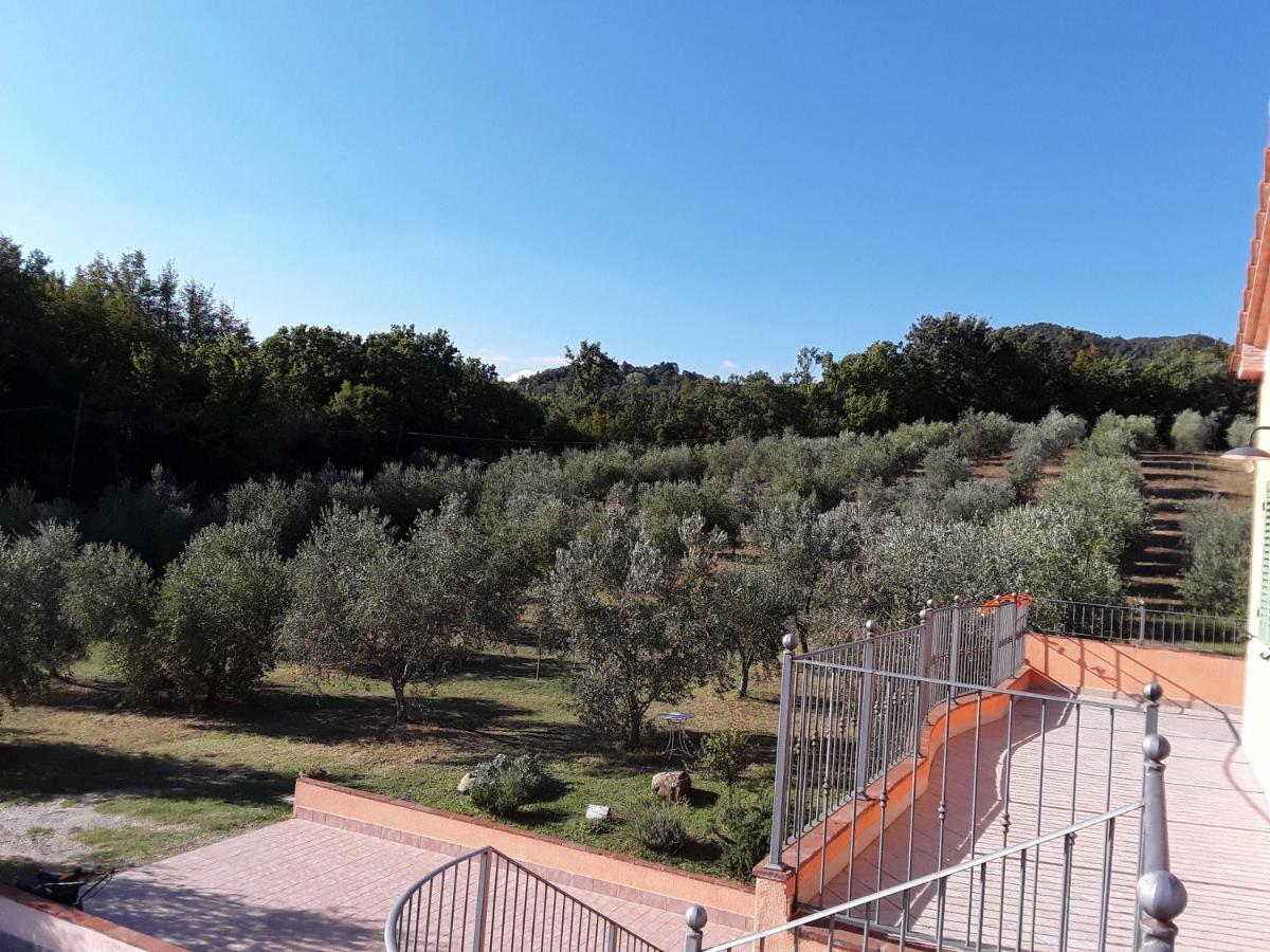 Villa Rossana Sassofortino エクステリア 写真